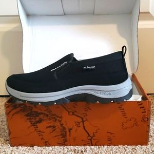 NWOT MEN'S GRAY & BLACK CNA-TROP LOAFERS SZ 42 in ORIGINAL BOX